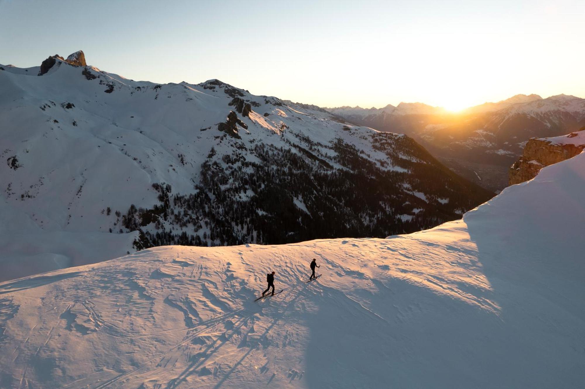 Crans Montana Suites Exterior photo